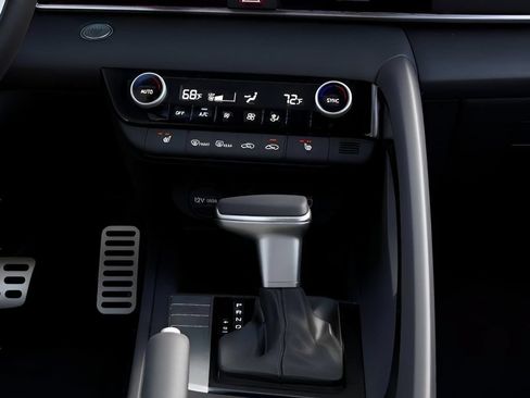 Certified 2026 Hyundai Elantra Sport FWD image 16
