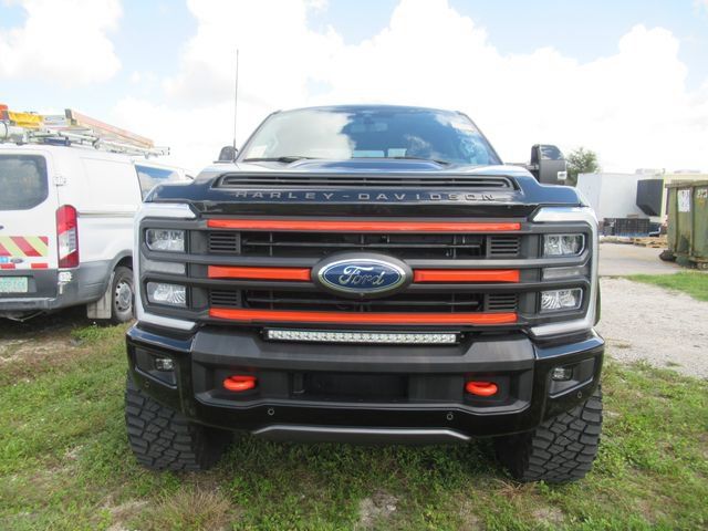 Used 2024 Ford F250 Lariat w/ Lariat Ultimate Package AWD/4WD image 2