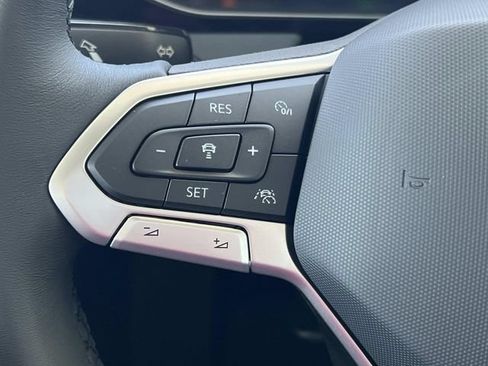 New 2026 Volkswagen Jetta SE FWD image 15