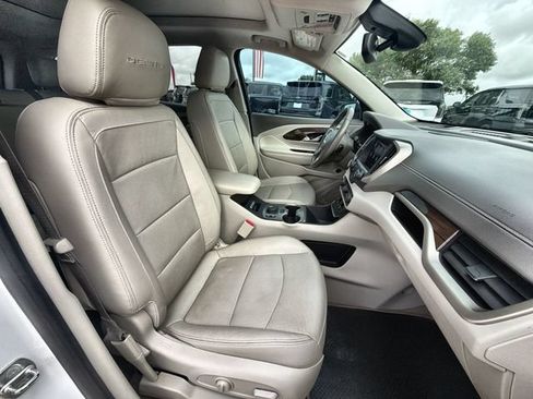 Used 2020 GMC Terrain Denali w/ Denali Premium Package FWD image 27