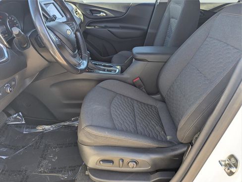 Used 2020 Chevrolet Equinox LT image 18