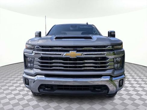 Used 2026 Chevrolet Silverado 2500 LT w/ Safety Package AWD/4WD image 8