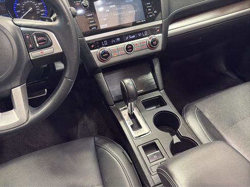 Used 2015 Subaru Legacy 2.5i Limited AWD/4WD image 22