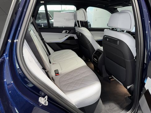 New 2026 BMW X5 xDrive50e w/ M Sport Package image 11