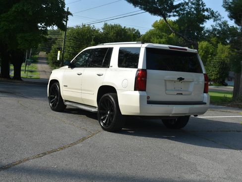 Used 2015 Chevrolet Tahoe LTZ RWD image 4