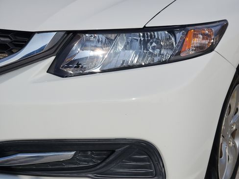 Used 2014 Honda Civic LX image 9