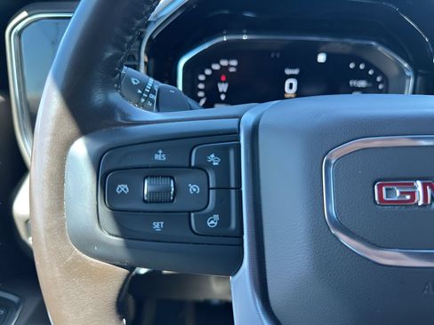 Used 2022 GMC Sierra 1500 SLT w/ SLT Premium Plus Package AWD/4WD image 27