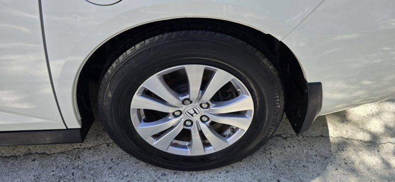 Used 2016 Honda Odyssey SE image 10
