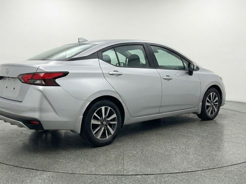 Used 2025 Nissan Versa SV FWD image 9