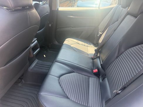 Used 2023 Toyota Camry SE FWD image 17