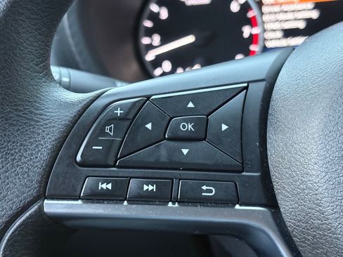 Certified 2025 Nissan Sentra SV image 19