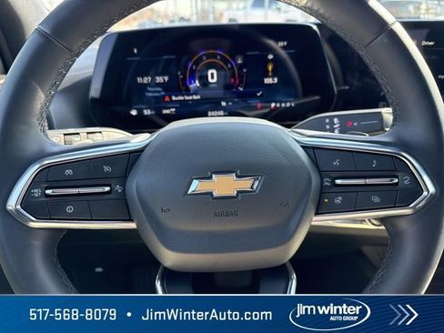 Used 2025 Chevrolet Equinox LT w/ Safety and Technology Package image 24