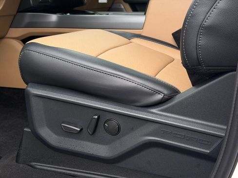New 2026 Ford F250 Lariat w/ Lariat Ultimate Package image 26