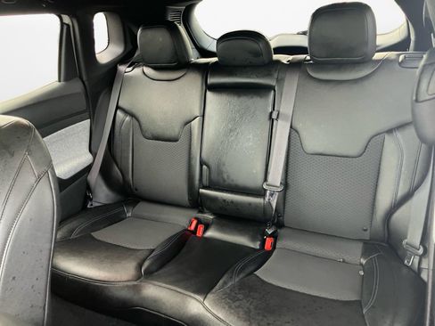 Used 2025 Jeep Compass Latitude AWD/4WD image 15