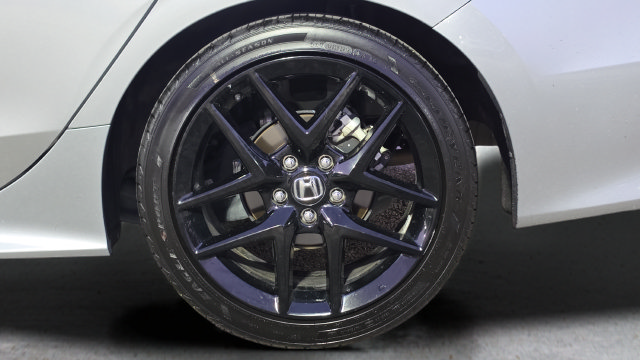 Used 2025 Honda Civic Sport image 36