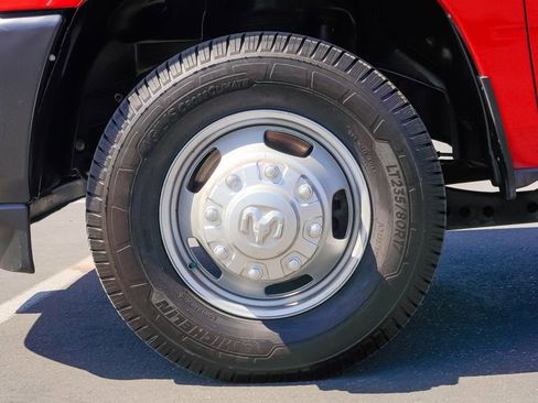 Used 2023 RAM 3500 Tradesman image 12