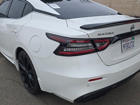 Certified 2023 Nissan Maxima SR w/ Sport Mat Group FWD image 4