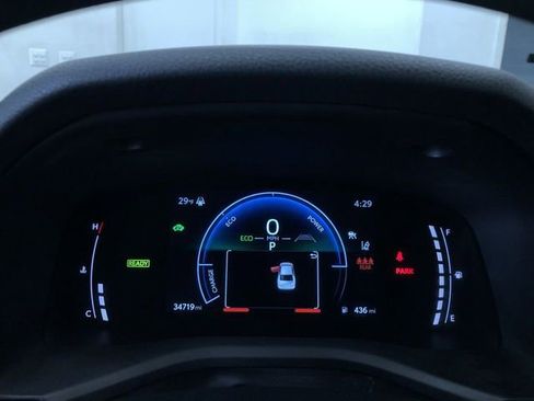 Certified 2025 Toyota Camry LE image 31