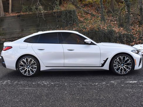 Used 2022 BMW 430i Gran Coupe w/ M Sport Package image 10