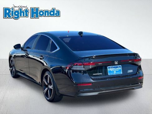 Used 2024 Honda Accord Sport image 4
