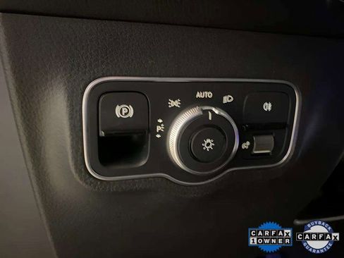 Used 2023 Mercedes-Benz EQB 300 4MATIC w/ Pinnacle Package image 37