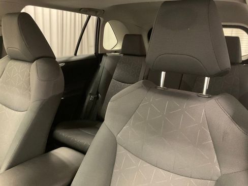 Used 2019 Toyota RAV4 XLE image 15