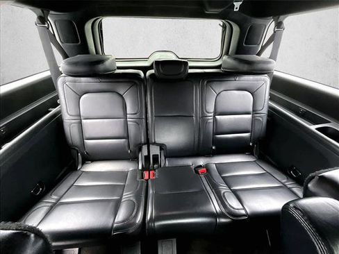 Used 2019 Lincoln Navigator L Reserve w/ Cargo Package image 30