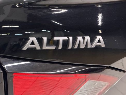 Used 2023 Nissan Altima 2.5 SV AWD/4WD image 29
