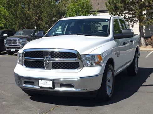 Used 2023 RAM 1500 Classic SLT AWD/4WD image 4