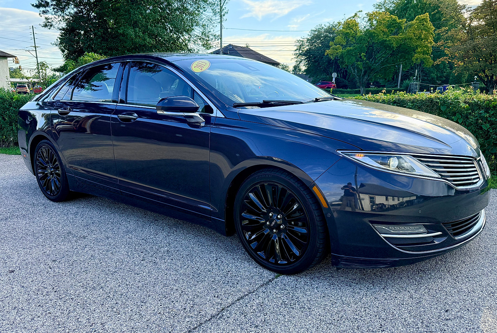 Used 2013 Lincoln MKZ AWD image 2