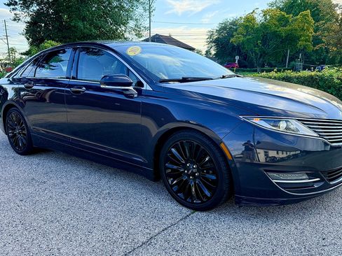 Used 2013 Lincoln MKZ AWD image 2