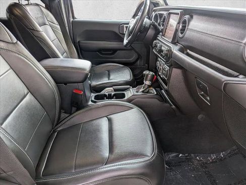 Used 2021 Jeep Wrangler Unlimited Sahara w/ Uconnect 4C Nav & Sound Group AWD/4WD image 20