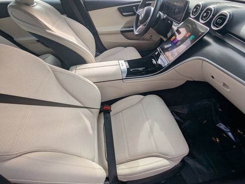 Certified 2025 Mercedes-Benz C 300 Sedan image 21