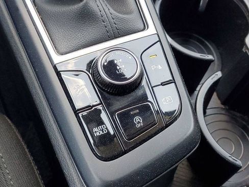 Used 2023 Kia Sportage LX AWD/4WD image 18