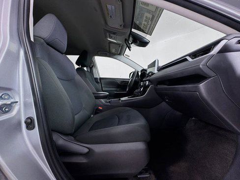 Certified 2025 Toyota RAV4 LE AWD/4WD image 26