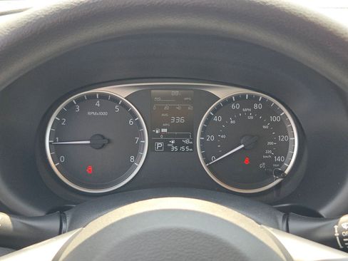 Certified 2024 Nissan Kicks S image 21