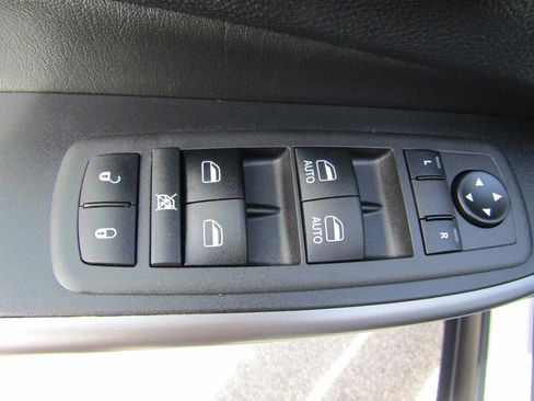 Used 2022 Jeep Cherokee Latitude Lux image 20