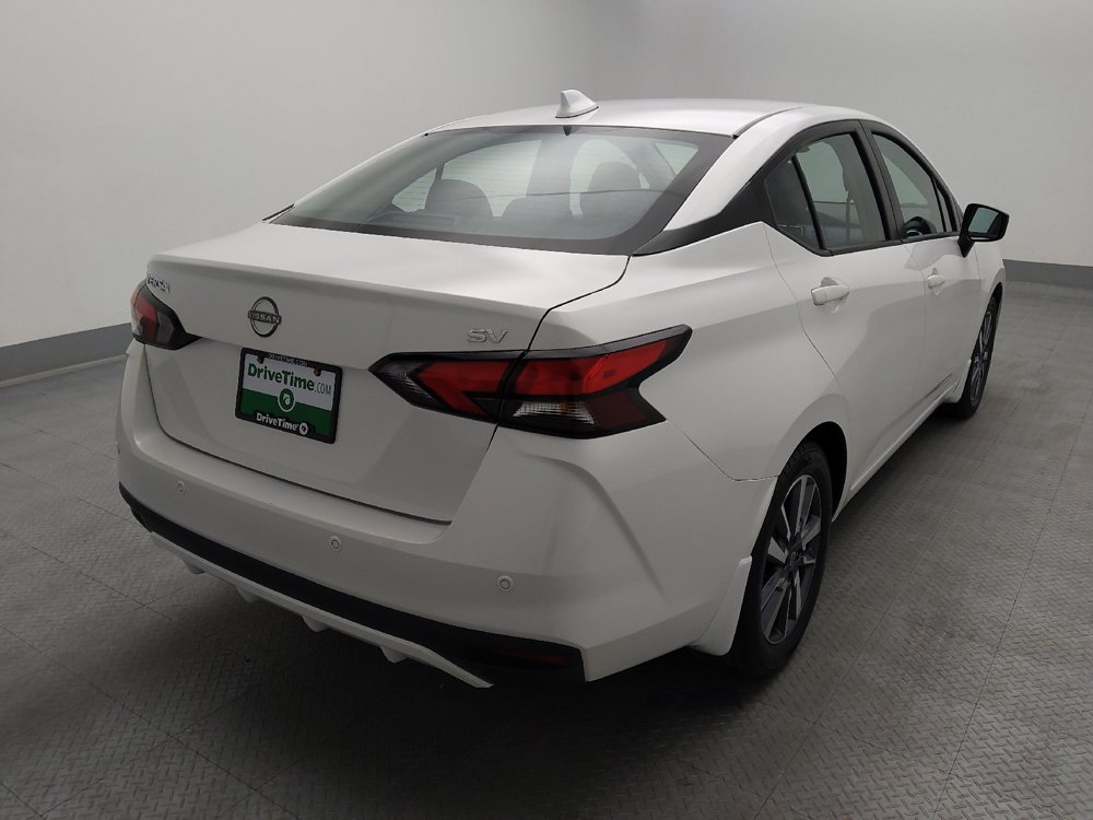 Used 2023 Nissan Versa SV w/ Trunk Package FWD image 7