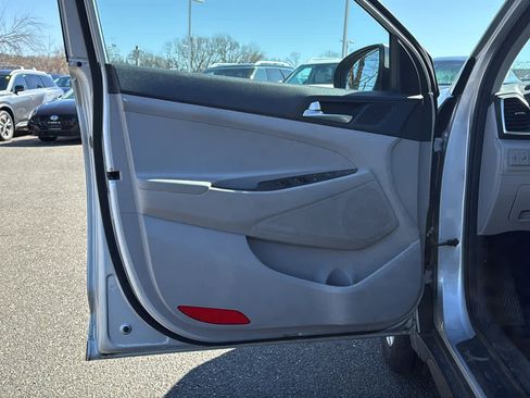 Used 2019 Hyundai Tucson Value image 11