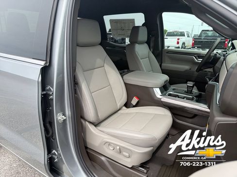 New 2026 Chevrolet Silverado 1500 LTZ w/ LPO, Dark Essentials Package AWD/4WD image 18