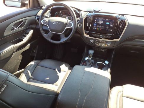 Used 2021 Chevrolet Traverse RS w/ LPO, 'HIT The Road' Package image 16