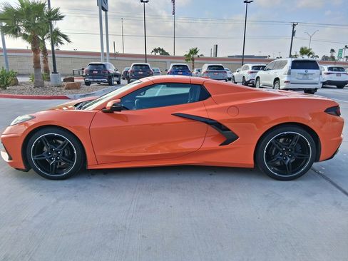 Used 2021 Chevrolet Corvette Stingray Convertible w/ LPO, Roadside Safety Package image 4