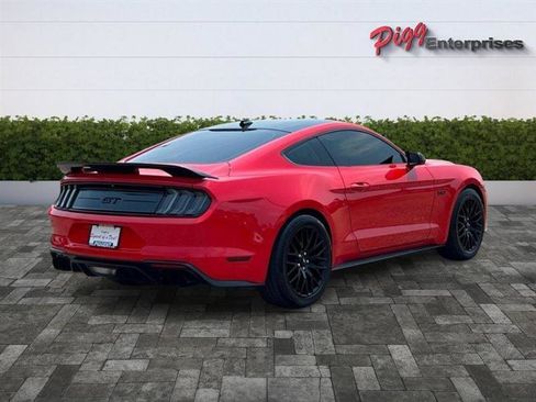 Used 2021 Ford Mustang GT w/ Black Accent Package RWD image 11