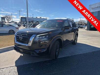 Certified 2024 Nissan Pathfinder SV