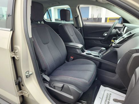 Used 2012 Chevrolet Equinox LS AWD/4WD image 17