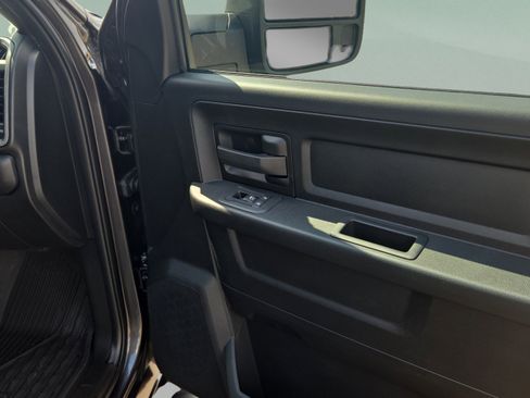 New 2026 RAM 2500 Tradesman AWD/4WD image 24