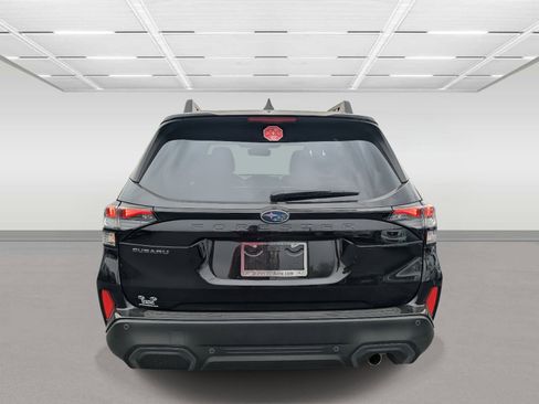 Certified 2025 Subaru Forester Limited image 4