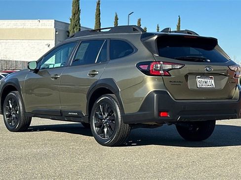 Used 2023 Subaru Outback Onyx Edition image 6