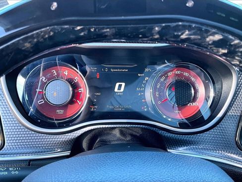 Used 2017 Dodge Challenger SRT Hellcat image 18