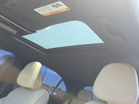 Used 2022 Mercedes-Benz C 300 Sedan image 22